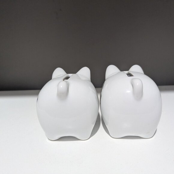 Pair of Porcelain Piggy Banks – 9.5 cm – One Marked Banaux Canada - Picture 3 of 4